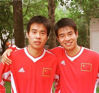 中国双胞胎花样游泳冠军,双胞胎冠军