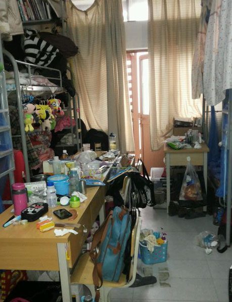 南京南艺女大学生,南艺设计学院女生宿舍