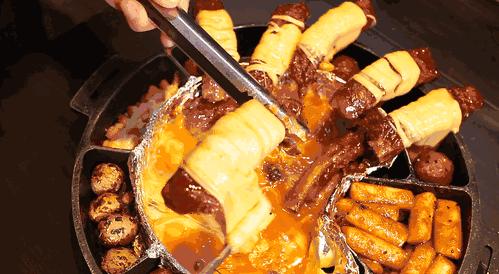 普通一道菜加了芝士就高大上，是不是能拉出丝就会更疯狂？