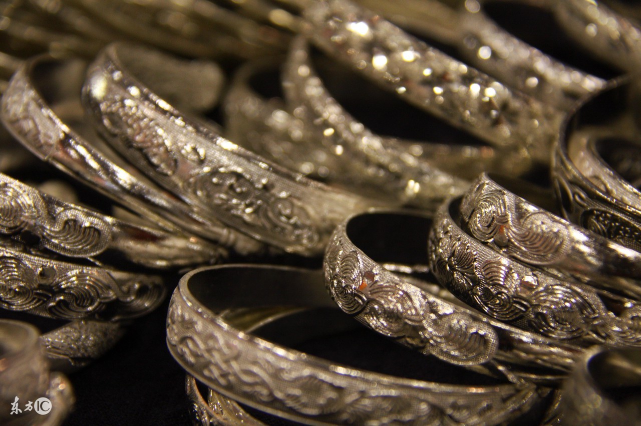 银饰怎么鉴定是纯银的,s925是纯银怎么辨别真假