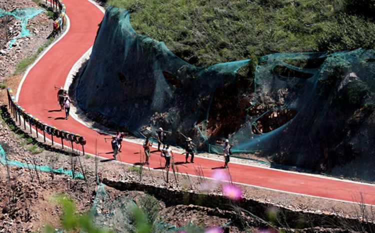伊滨区万安山山顶公园,洛阳万安山山顶公园照片