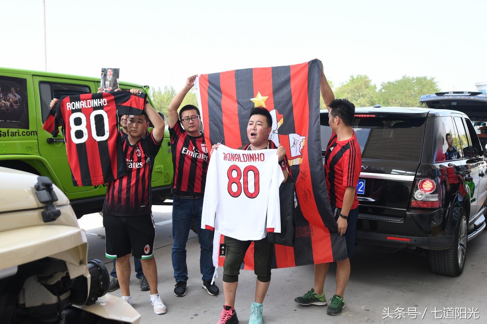 世界足球先生菲戈参加跑男,世界足球先生菲戈接受新华社采访