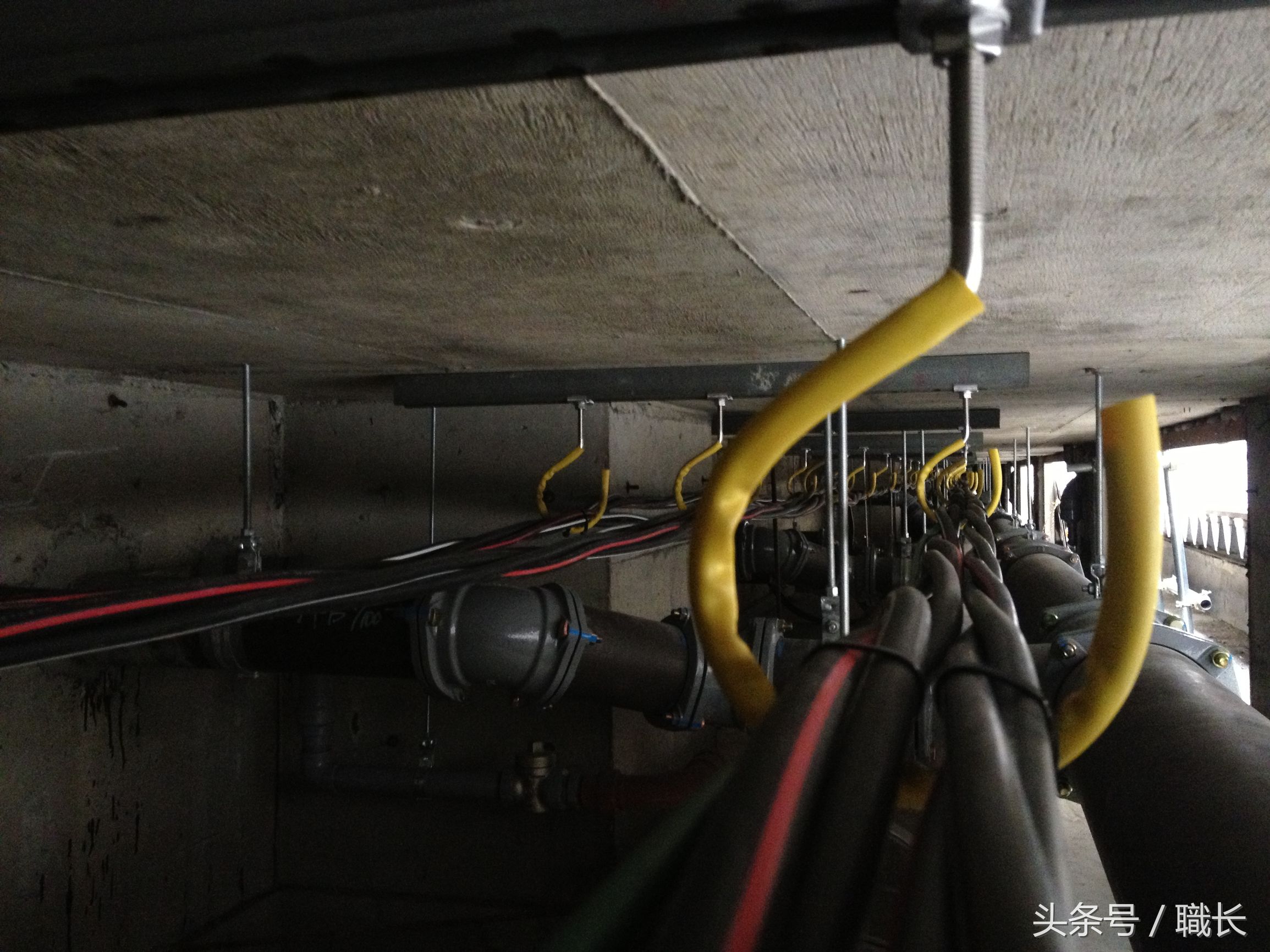 装修家用电线穿管与不穿管的区别,装修电线穿线管有什么要求