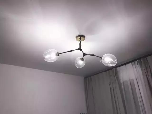 老公在打工老婆在家打扮,老公外面打工老婆在家装病