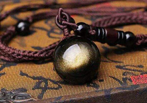 哭泣的黑曜石什么版本有,黑曜石的宝石