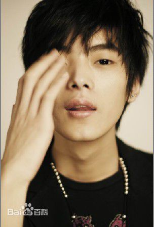 郭敬明李枫事件是哪一年,郭敬明朱梓骁陈学冬李枫