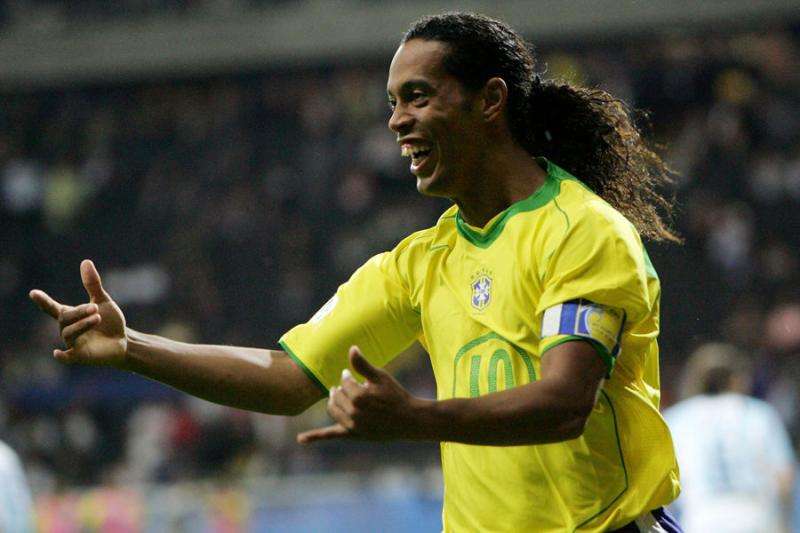 小罗来过几次中国,一代球王小罗