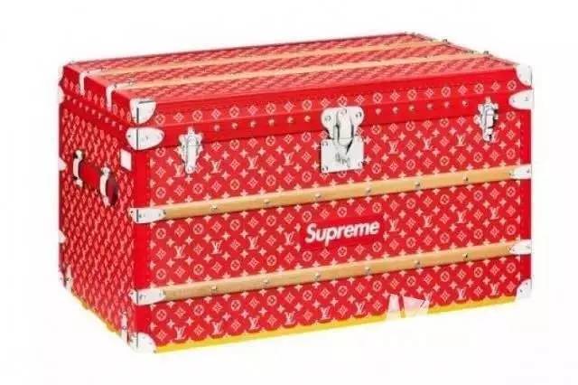 Supreme｜我立志从头到脚从身到心掏空你的钱包