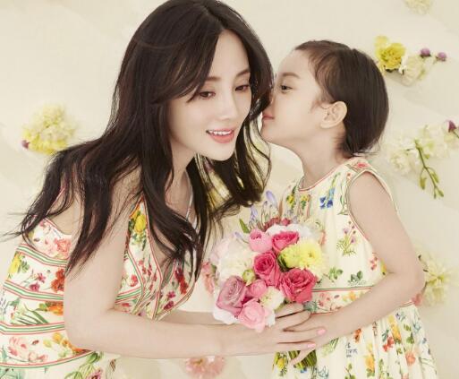 一年级小朋友喜欢老师的原因,一年级小朋友与老师关系融洽