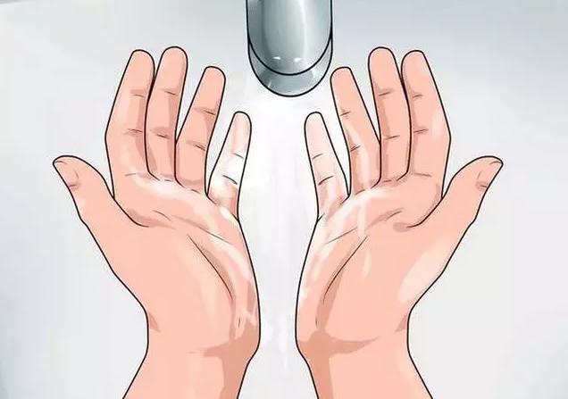 女生挤痘痘造成颅内感染,女子挤痘引起面部感染