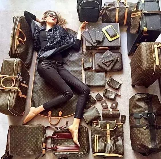 看到这个颜色我就想花钱