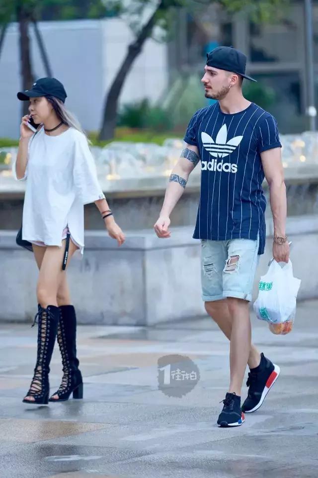 吊带一字肩连体短裙,吊带裙v领气质