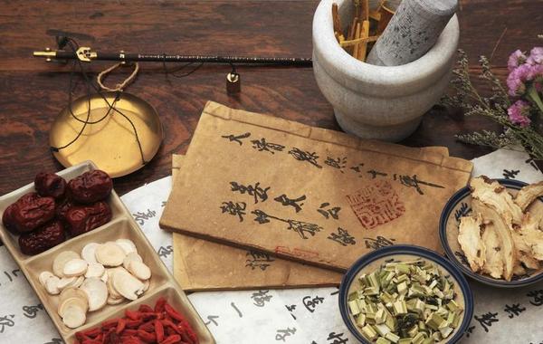 胡桂生谈紫癜病是什么样的,免疫性血小板减少性紫癜胡桂生