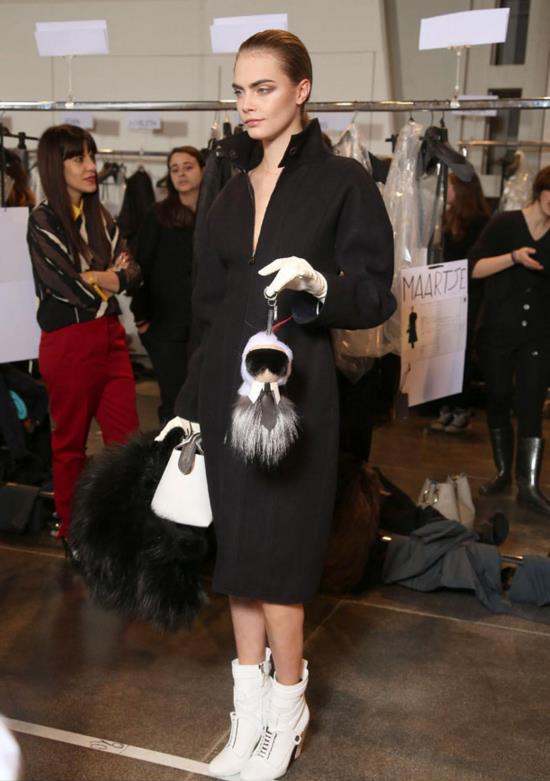 回顾17年最火的五款小众包包,2017你不可错过的十部电视剧