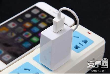 手机充电器可不可以相互充,手机混用充电器对充电器有影响吗