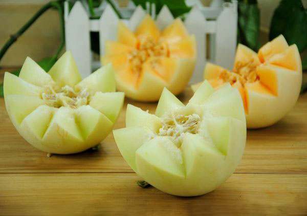 吃香瓜的功效和作用,野生小香瓜的功效与作用