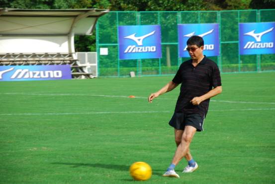 搞足球青训怎么赚钱,青训观点