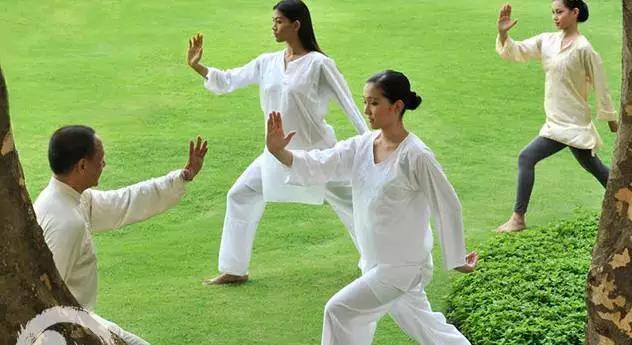 肝癌晚期被治好的名医有哪些,八年前患有晚期肝癌