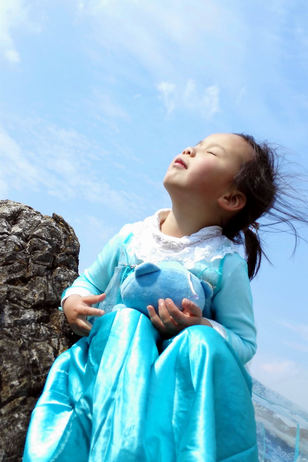 个旧老阴山玻璃栈道购票,个旧老阴山草场