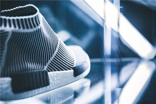 adidasflagship探店,adidasnmd红