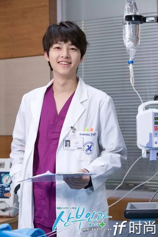 宋仲基与宋慧乔甜蜜,宋仲基与宋慧乔恋爱过程