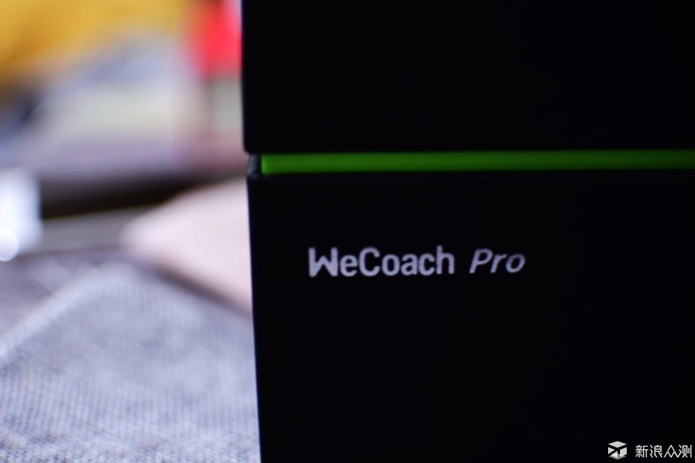 可穿戴产品智能手环两款,小米手环智能穿戴