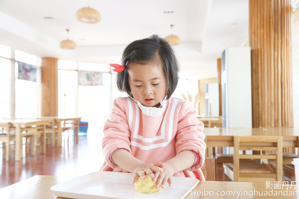 牵着小手去旅行,牵着小手去旅游