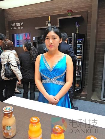 妹子多过车展所有AWE你想看的都在这里