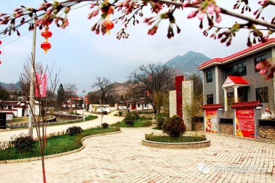 乡村电商扶贫致富新路,加快发展农村电商拓宽扶贫致富路