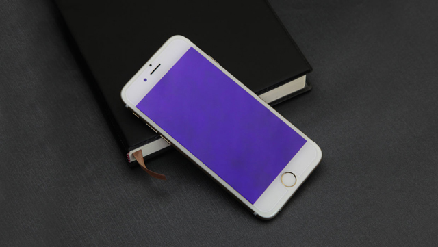 手机贴膜蓝光膜与钢化膜,买手机给膜吗