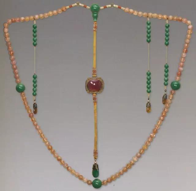 慈禧带什么珠子最值钱,慈禧的帝王绿佛珠