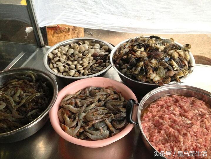 北海网红海鲜粉10元一碗,广州老字号海鲜粉