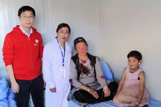 “战菌者”郑波：我就是个“混儿”｜为医生说话不怕被骂