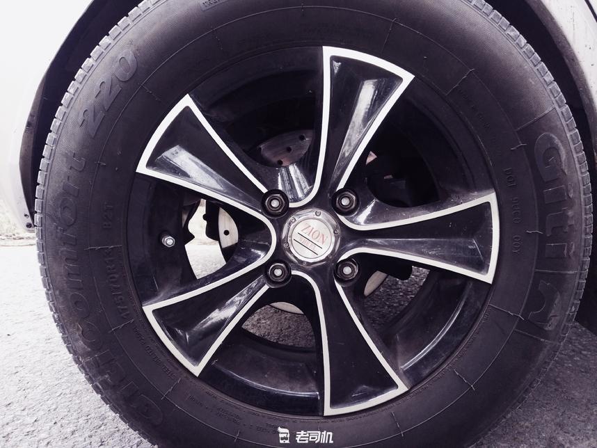 后驱五菱宏光爆改,爆改的五菱宏光竟然能上天