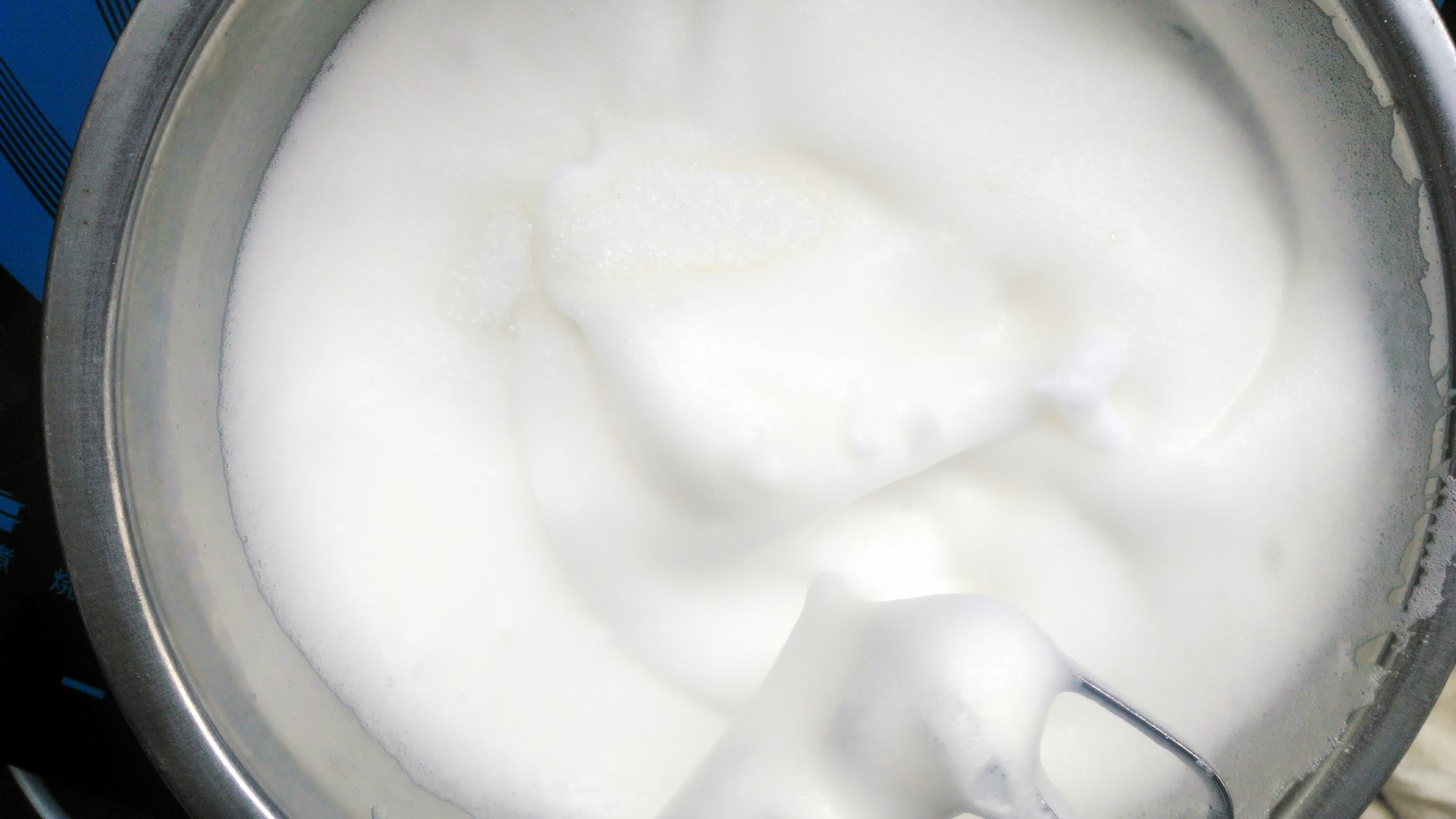 戚风蛋糕可以用电饭锅做吗,电饭锅蛋糕教程失败怎么回事