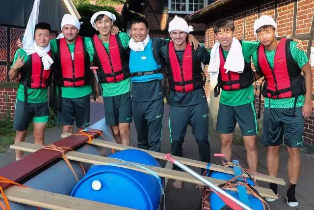 海外拉练日记(二):自制皮划艇大赛high翻全队附海量图集