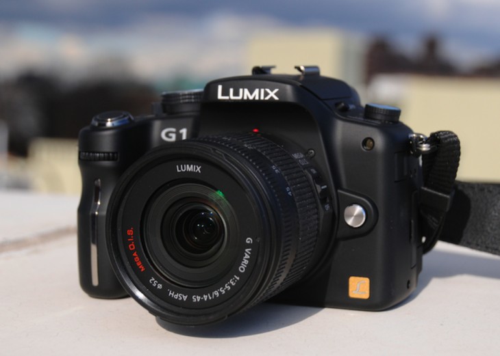 世界上第一款微单相机,世界第一台微单相机