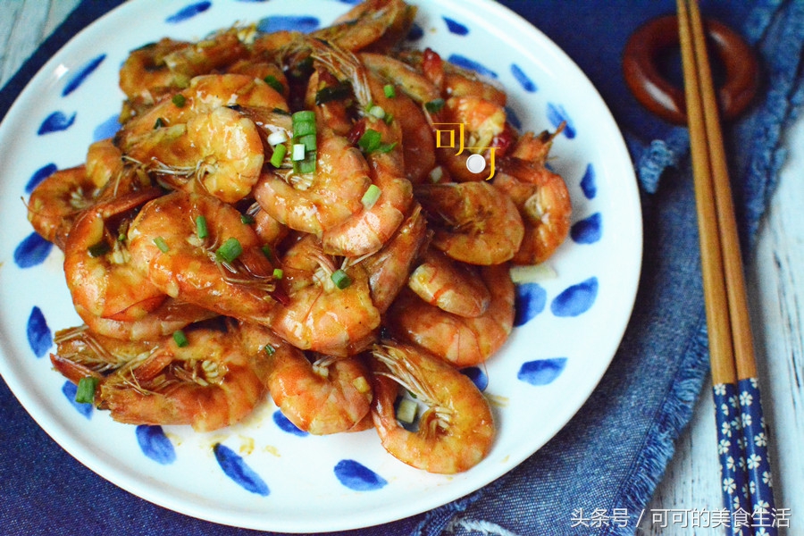 虾怎么去除腥味,白灼虾的正确做法怎么去除虾线