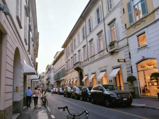 米兰购物必买清单及价格,米兰购物哪些品牌划算