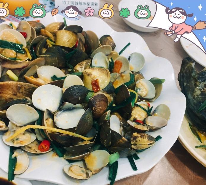 带着妈妈享受三亚的海