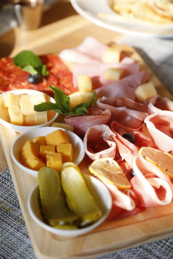 郑州情侣必打卡餐厅推荐,郑州最适合约会聚会的13家餐厅