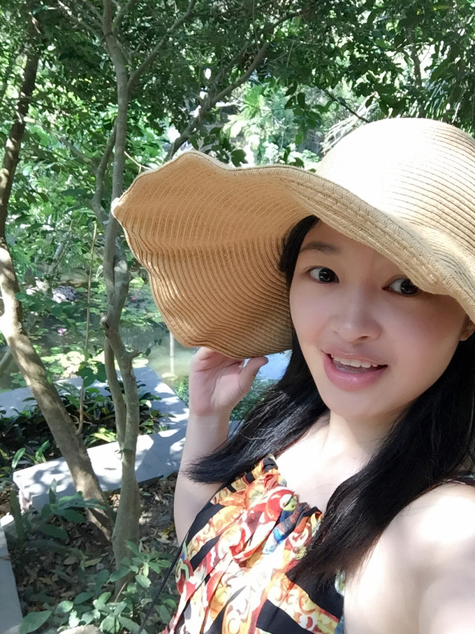 带着妈妈享受三亚的海