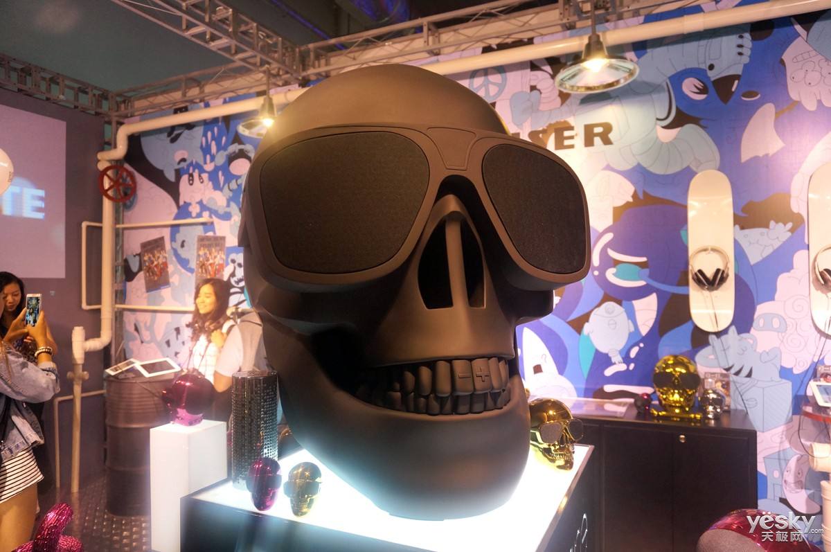 圆柱形音箱有什么优缺点,音箱圆筒和方形哪个好