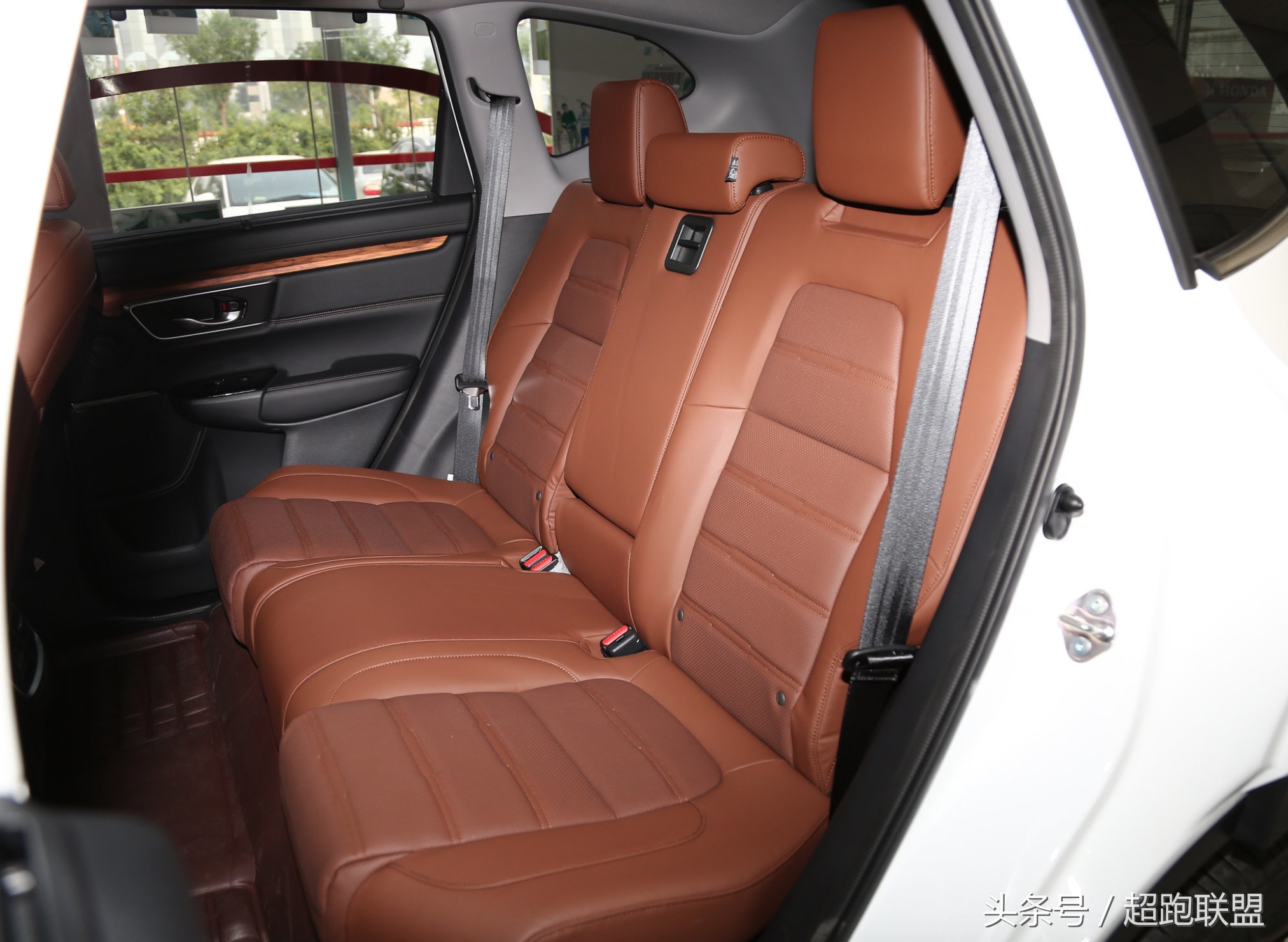 全新本田cr-v舒适版,本田cr-v风尚版对比舒适版