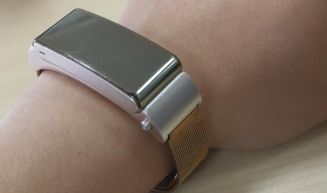 华为手环b2功能有哪些,使用两年的华为