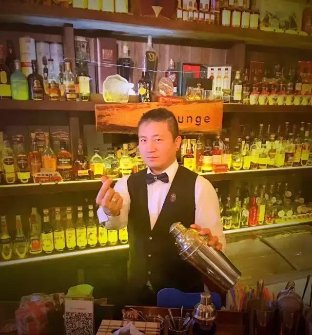 大连themostbar,大连最豪酒吧