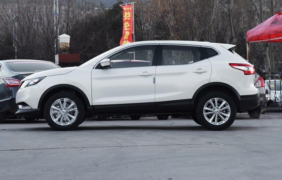 日产逍客cvt豪华版试驾第一视角,18款逍客2.0l用车感受