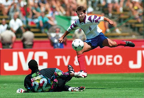 当今世界足坛十大前锋,足坛历史十大暴力前锋