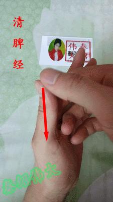 宝宝断奶晚上总是又哭又闹,几个小方法教你让宝宝安静下来!