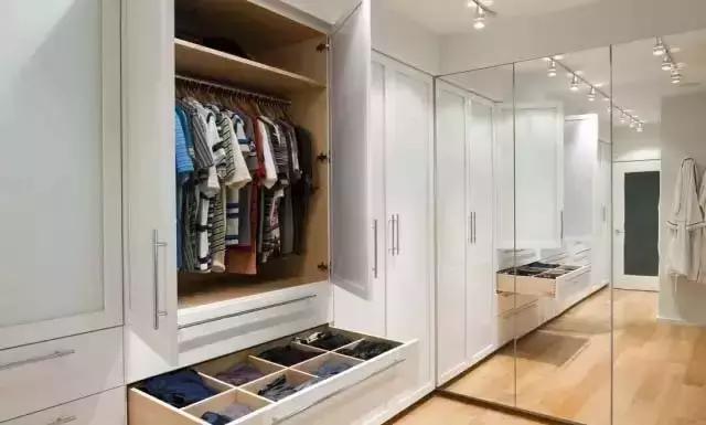 衣柜这么设计，衣服再多也不怕